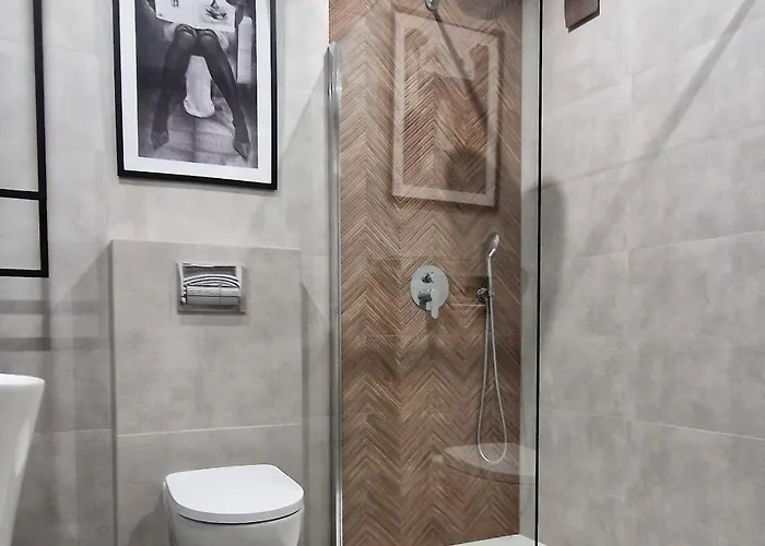 Port 3* 库瑞尼卡慕斯卡