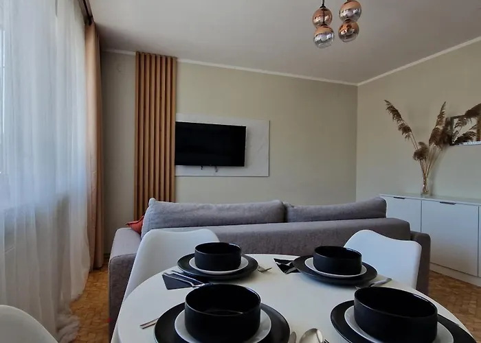 招待所 Port 库瑞尼卡慕斯卡